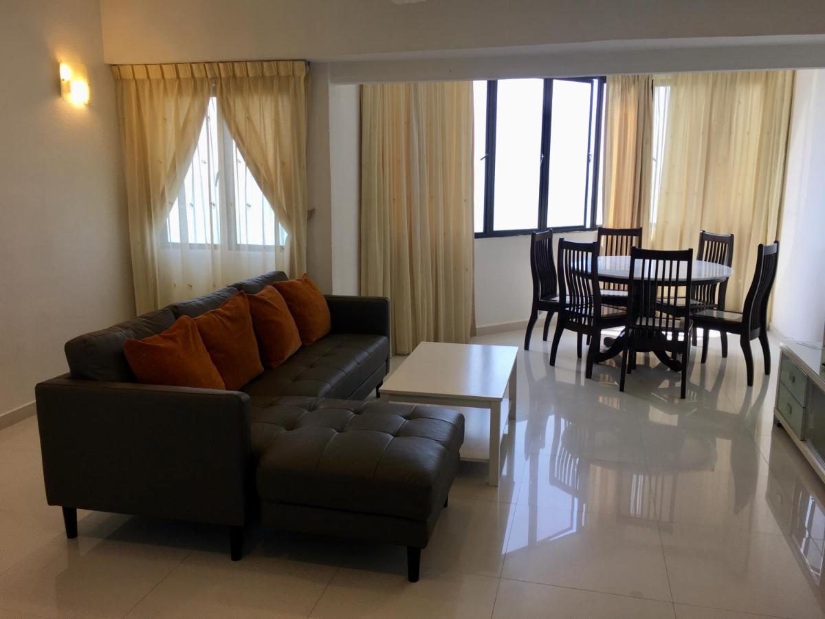 Апартаменты The Ferringhi Sea View At Sri Sayang Бату-Ферринги Экстерьер фото