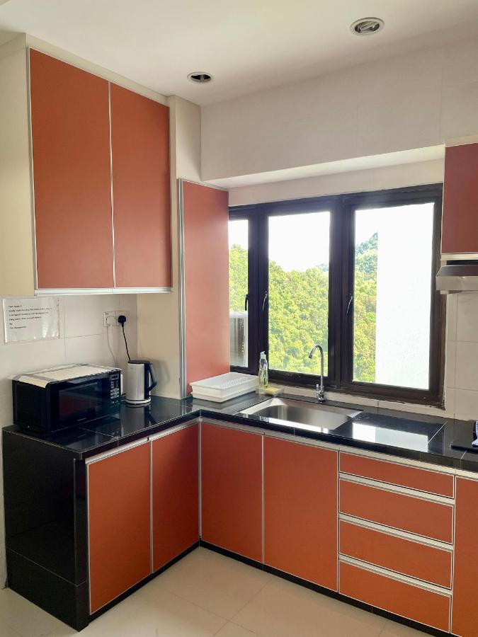 Апартаменты The Ferringhi Sea View At Sri Sayang Бату-Ферринги Экстерьер фото
