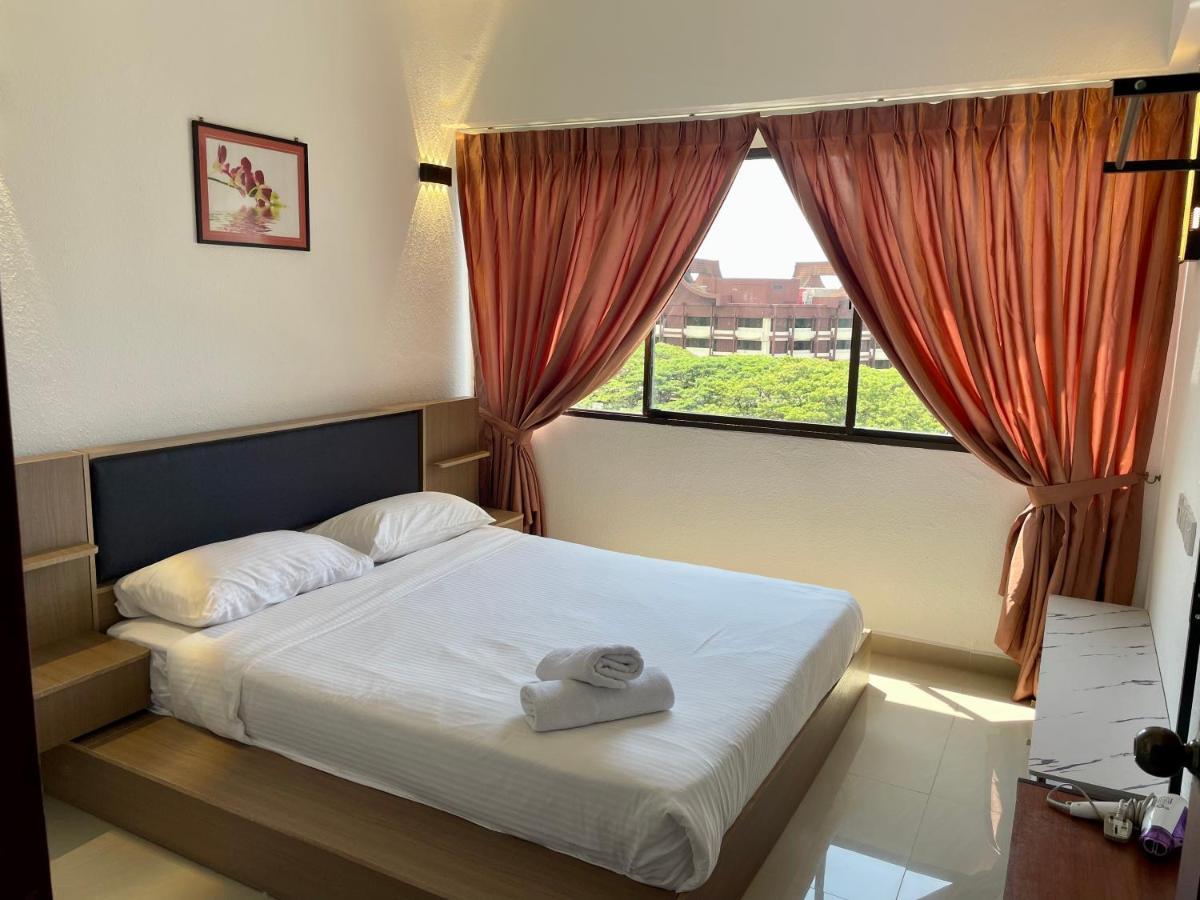 Апартаменты The Ferringhi Sea View At Sri Sayang Бату-Ферринги Экстерьер фото