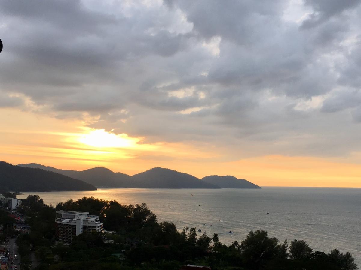 Апартаменты The Ferringhi Sea View At Sri Sayang Бату-Ферринги Экстерьер фото